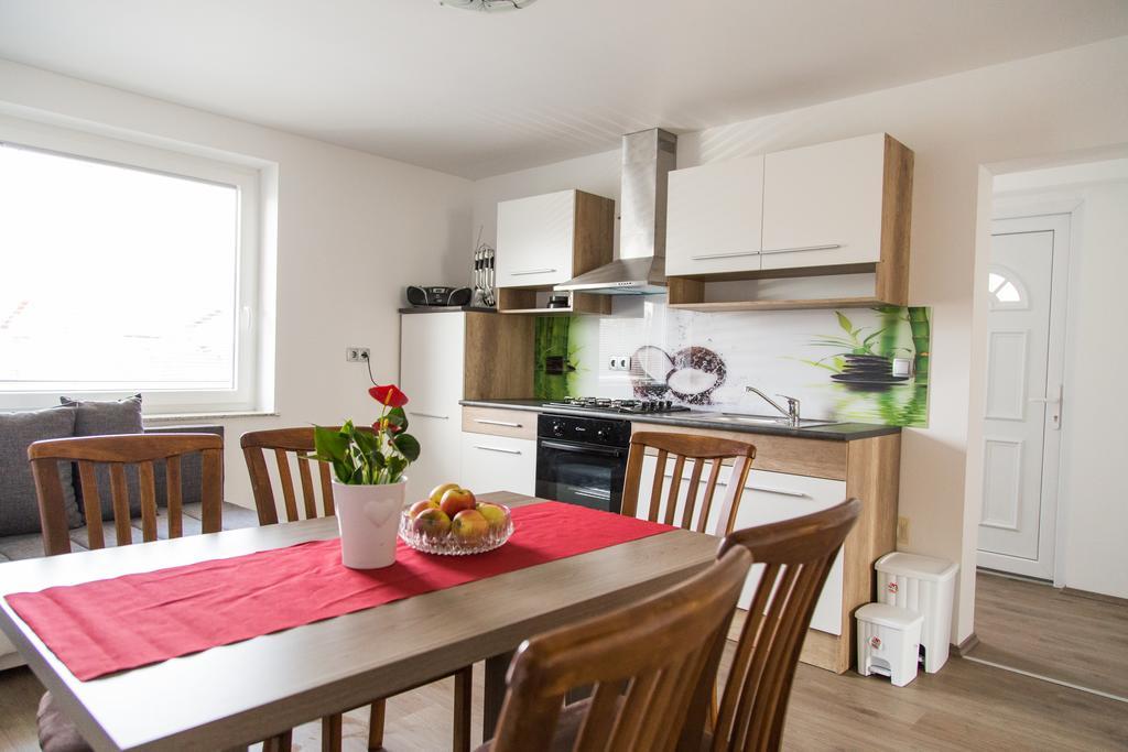 Apartments Ema Podčetrtek Extérieur photo